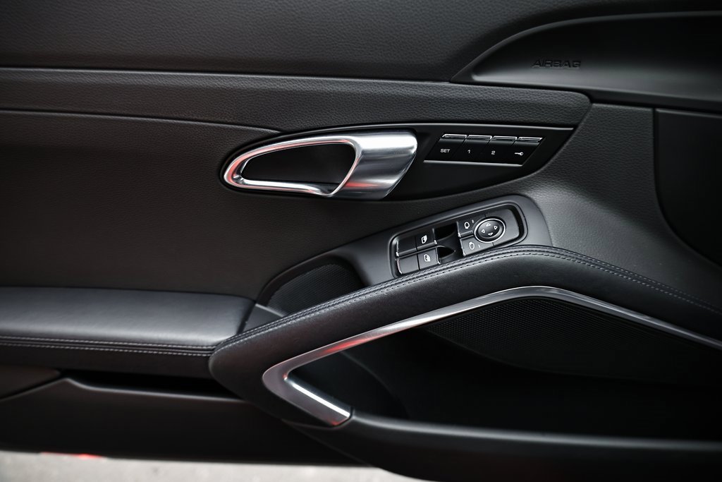 Certified 2016 Porsche 911 Targa 4 image 19