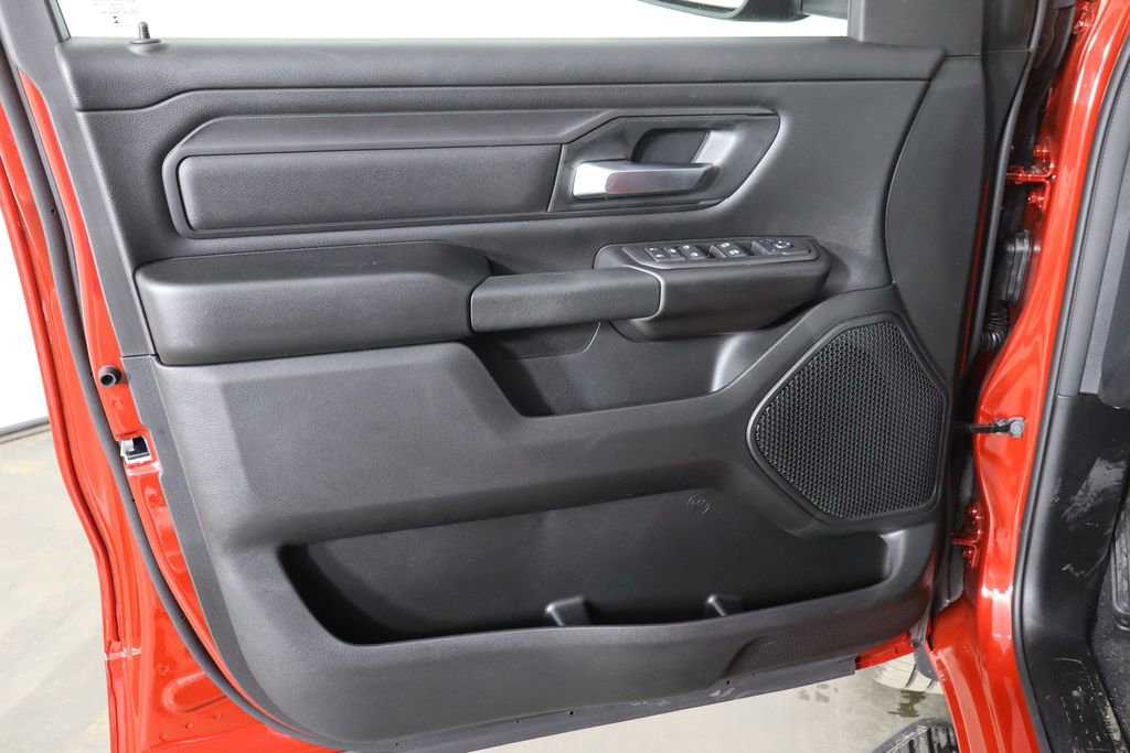 New 2026 RAM 1500 Express AWD/4WD image 19