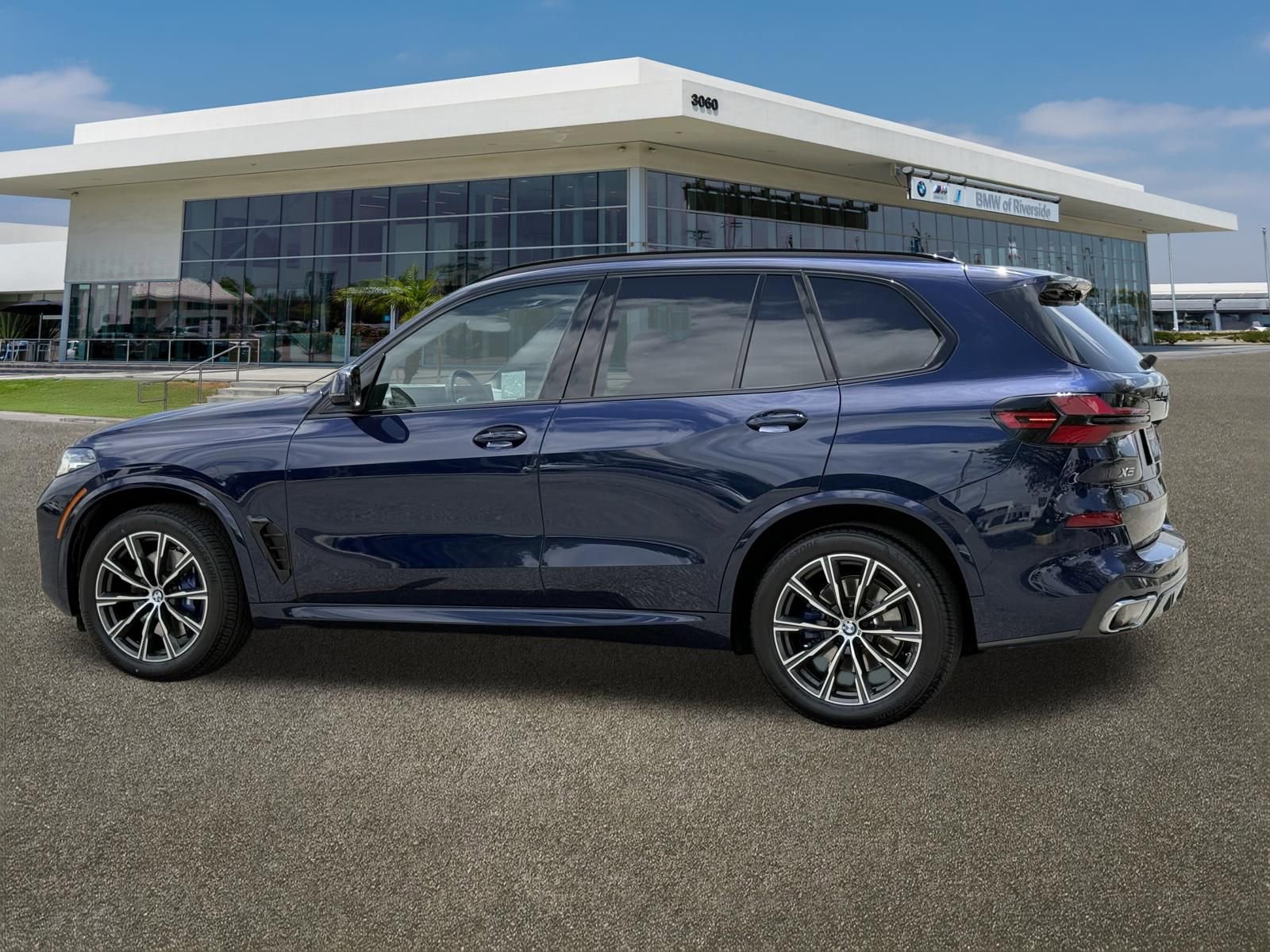 Certified 2024 BMW X5 sDrive40i w/ M Sport Package RWD image 7