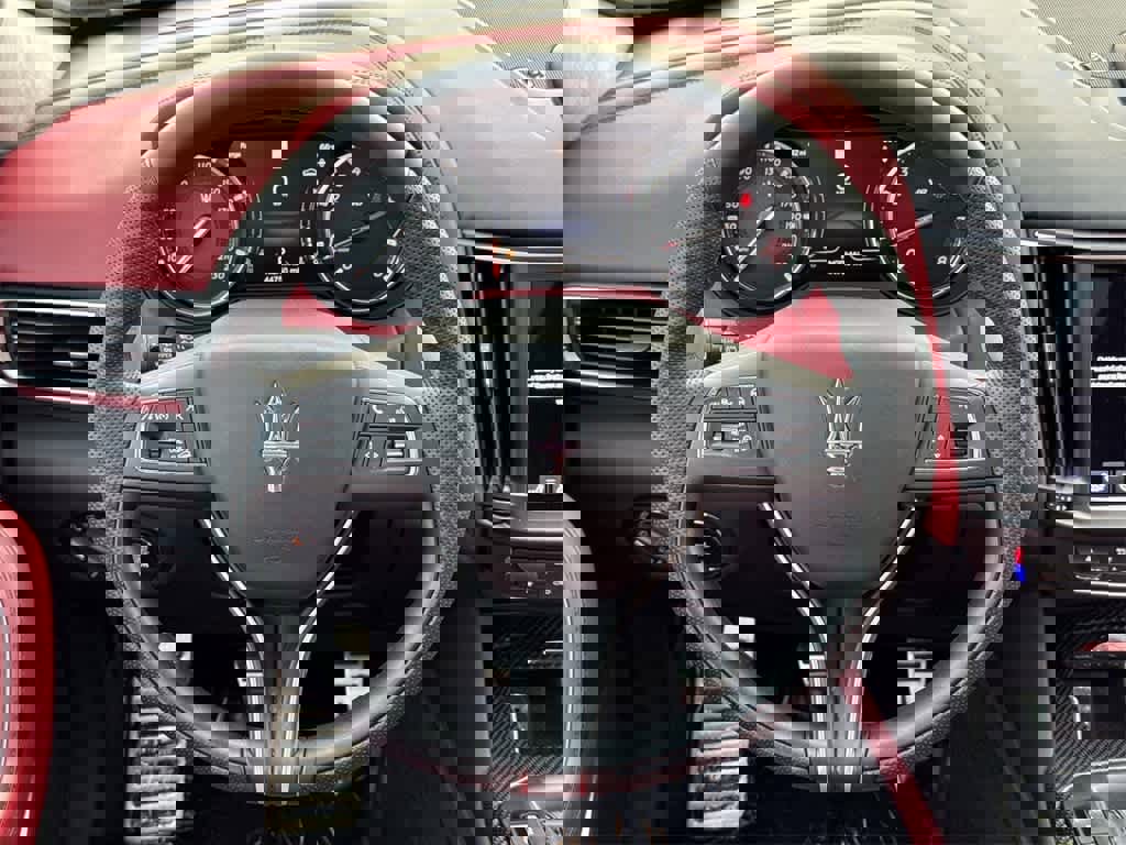 Used 2022 Maserati Levante Modena S image 13