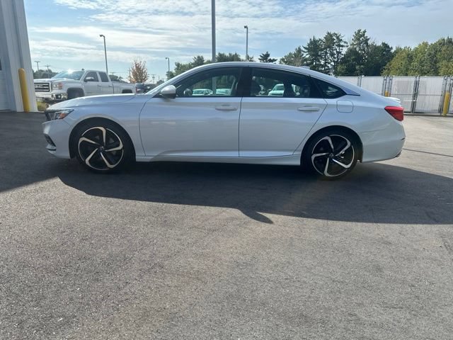Used 2020 Honda Accord Sport image 2