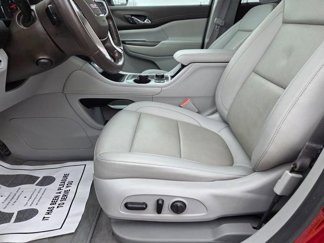 Used 2021 GMC Acadia SLT w/ Technology Package image 15