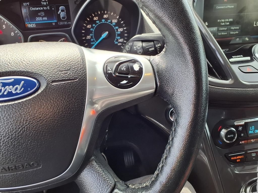 Used 2015 Ford Escape Titanium AWD/4WD image 14