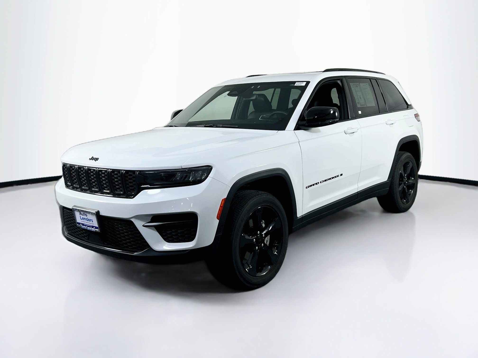 Used 2023 Jeep Grand Cherokee Altitude