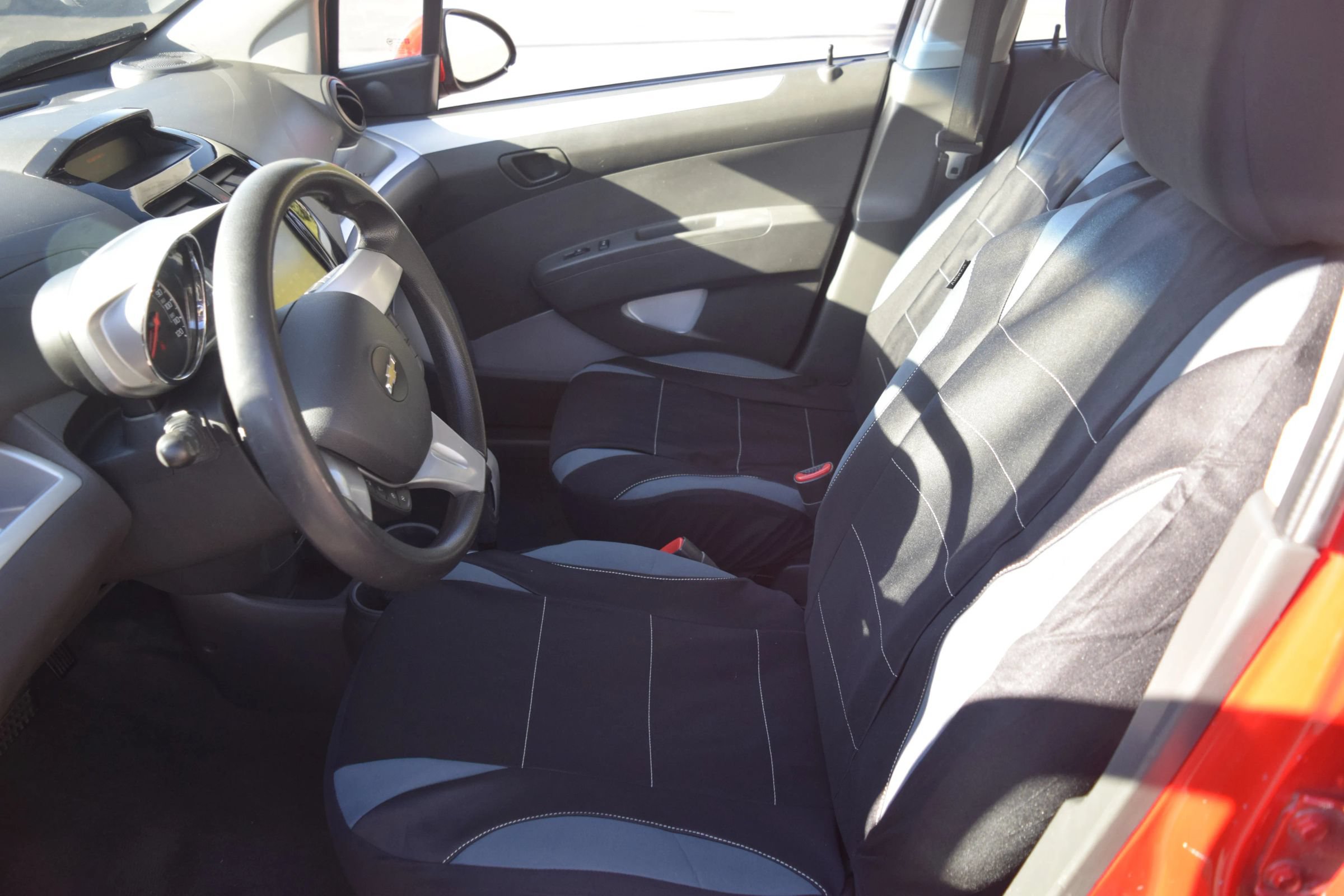 Used 2014 Chevrolet Spark LT FWD image 6
