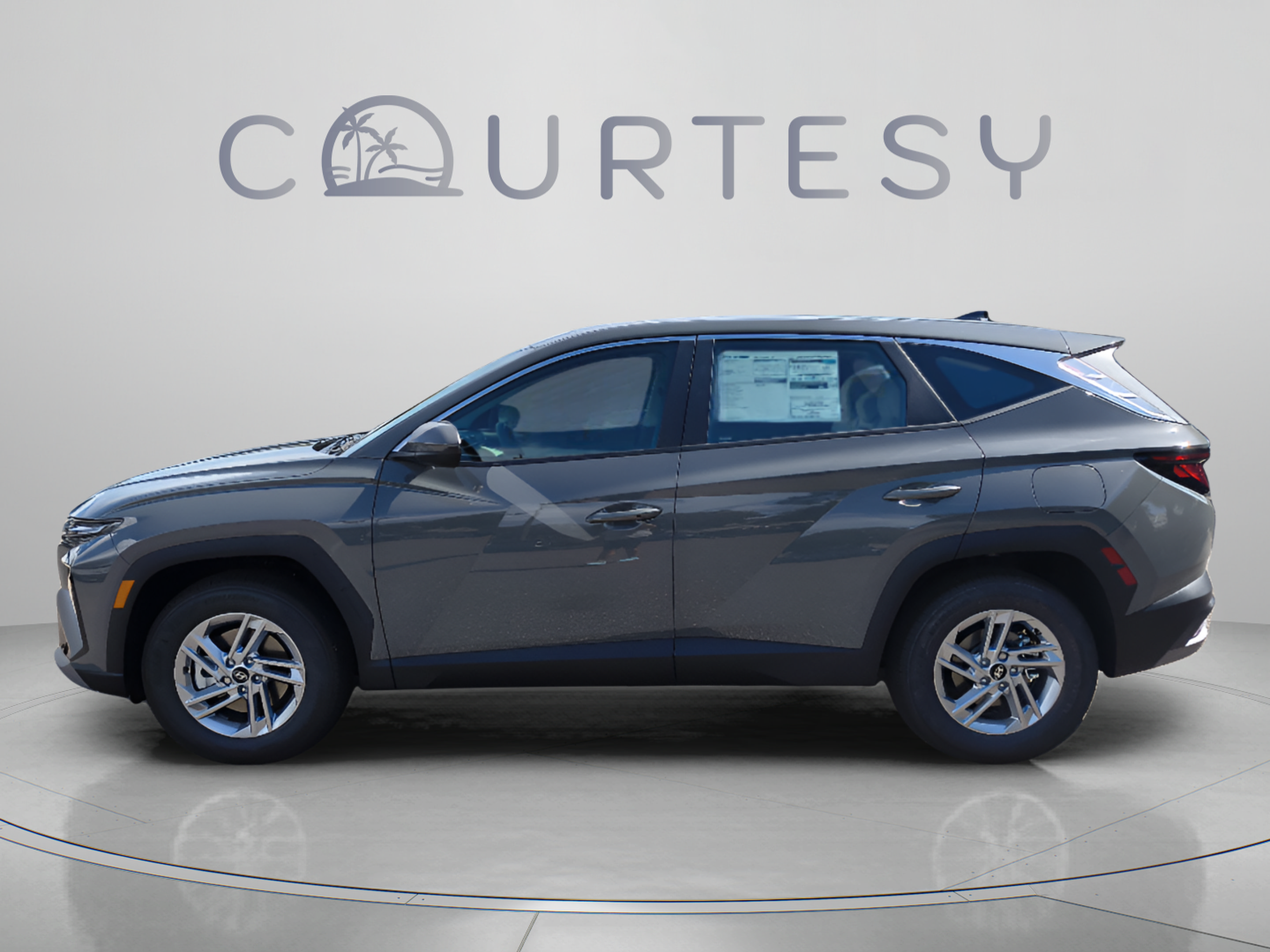 New 2026 Hyundai Tucson SE FWD image 2