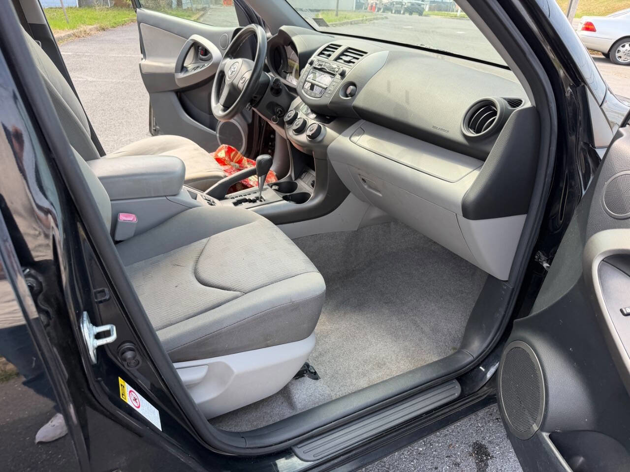 Used 2010 Toyota RAV4 4WD V6 image 9