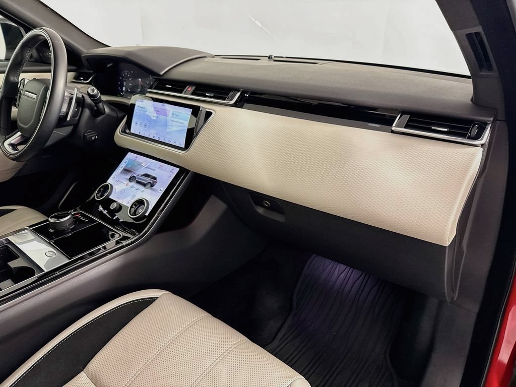 Used 2019 Land Rover Range Rover Velar R-Dynamic SE AWD/4WD image 24