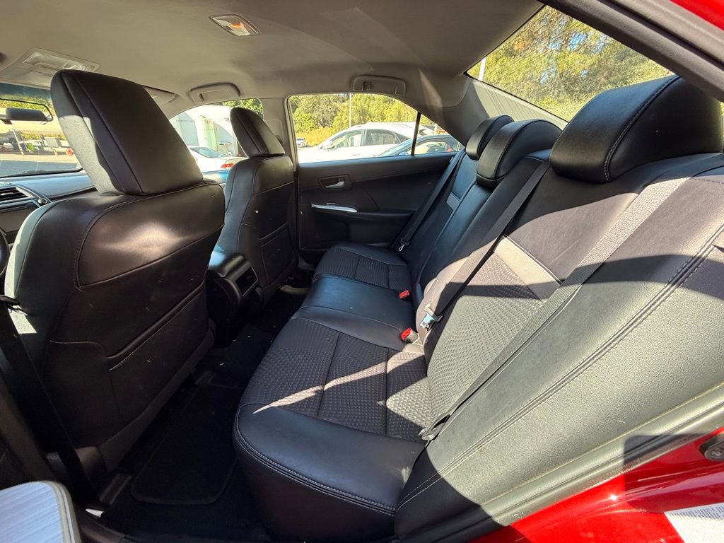Used 2013 Toyota Camry SE image 10