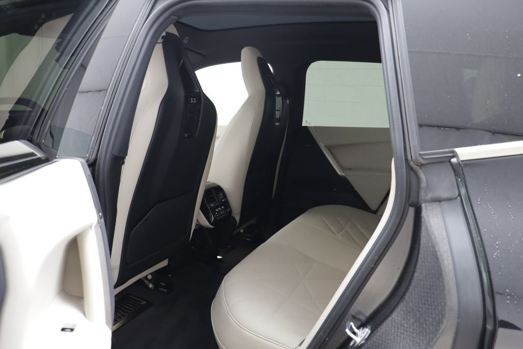 Certified 2023 BMW iX xDrive50 w/ Premium Package AWD/4WD image 14