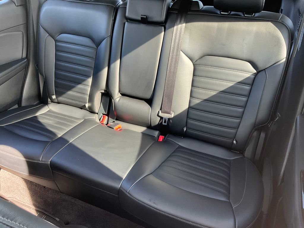 Used 2020 Ford Edge SEL AWD/4WD image 22