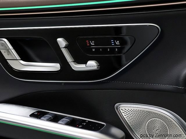 New 2026 Mercedes-Benz EQE 320 4MATIC SUV image 24