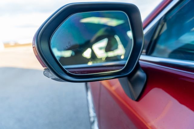 Used 2020 Toyota Avalon Limited image 20