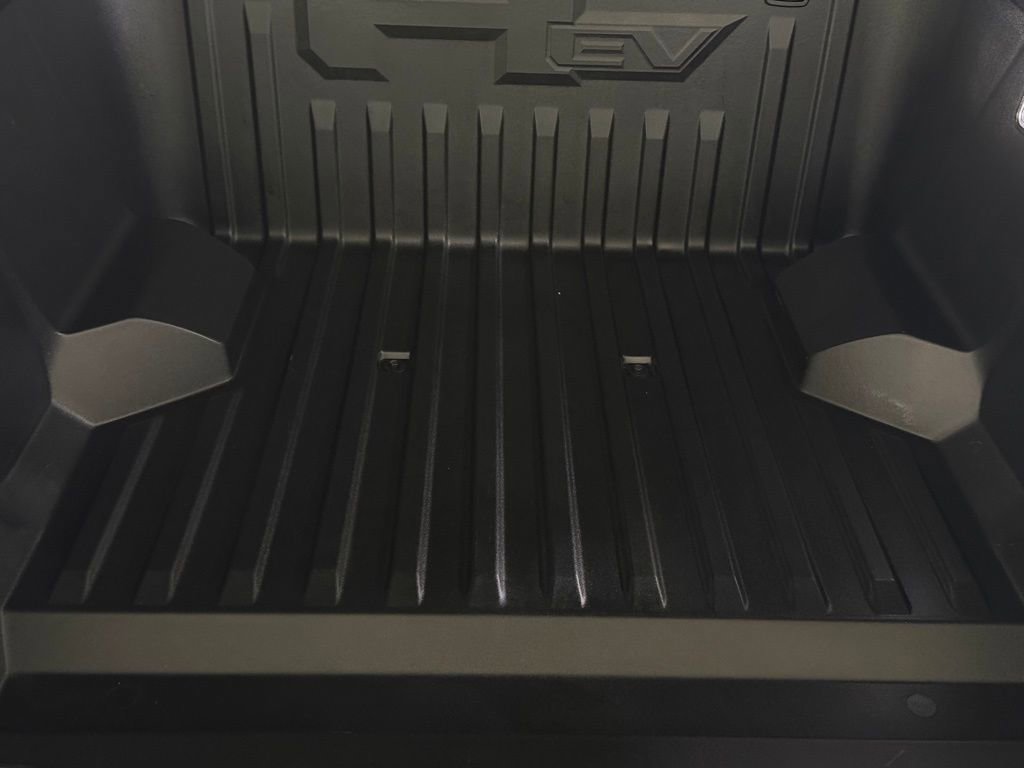 Used 2025 GMC Hummer EV 2X image 37