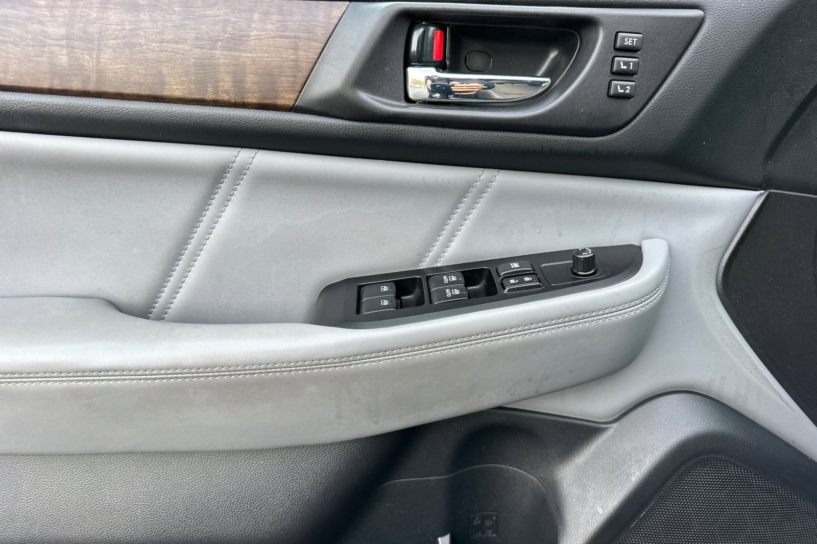 Used 2018 Subaru Outback 2.5i Limited image 11