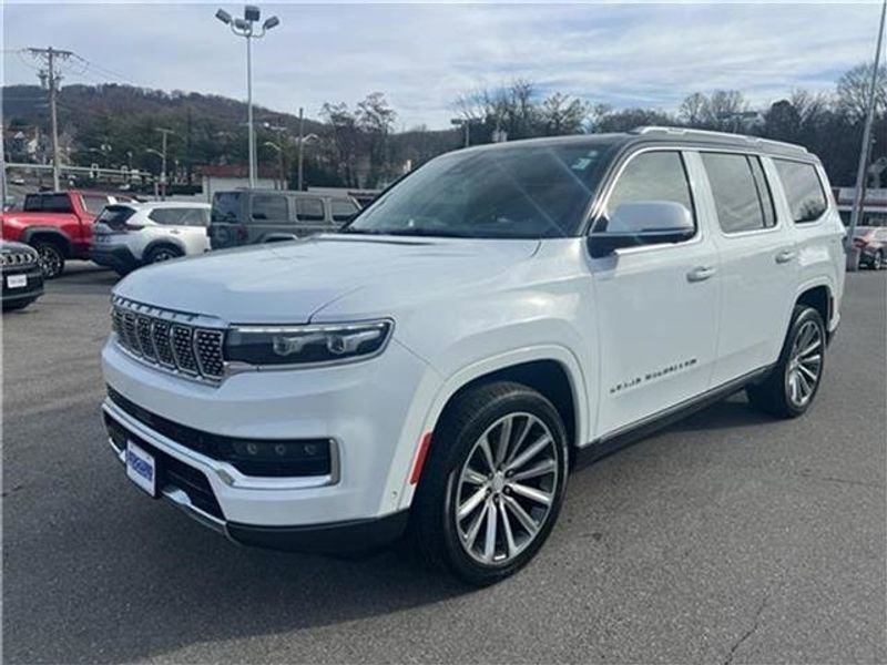 Used 2022 Jeep Grand Wagoneer Series II w/ Convenience Group III image 11