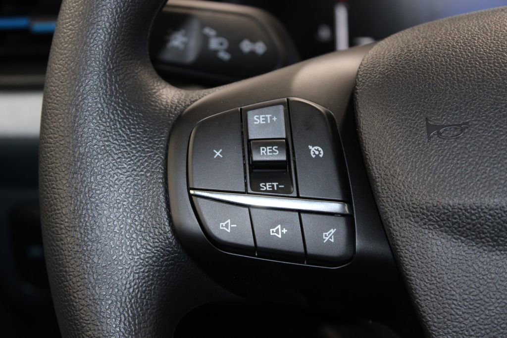 New 2026 Ford Maverick XLT image 32