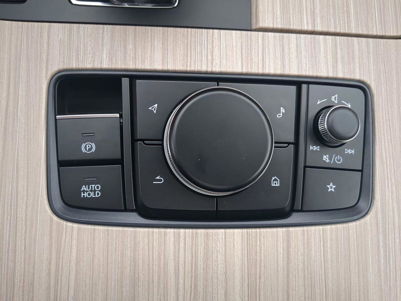 New 2026 MAZDA CX-90 Plug-In Hybrid w/ Premium Plus image 17