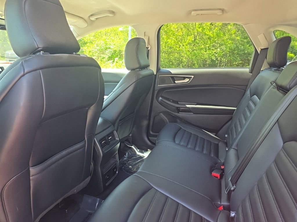 Used 2022 Ford Edge SEL w/ Convenience Package AWD/4WD image 10
