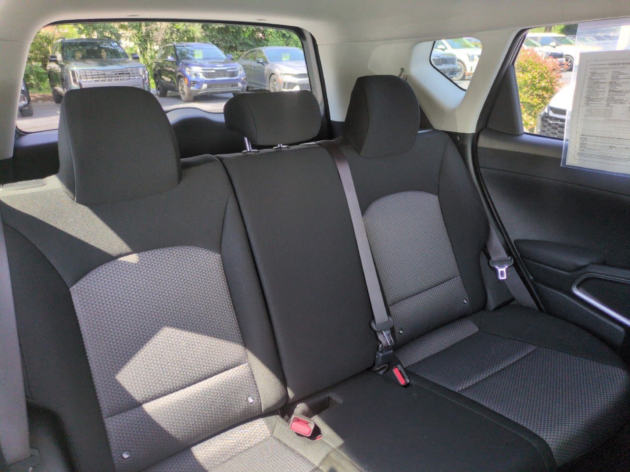Certified 2025 Kia Soul LX w/ LX Technology Package FWD image 24