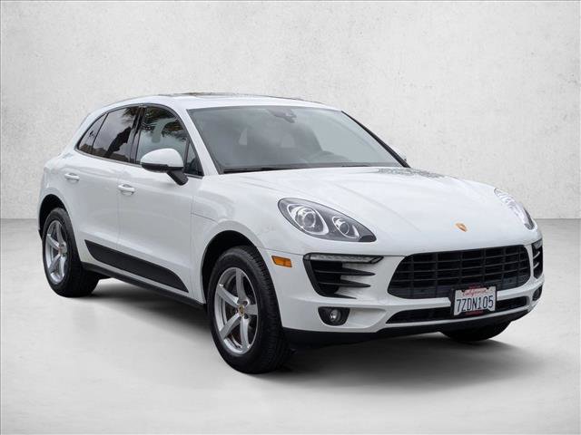 Used 2017 Porsche Macan AWD/4WD image 3