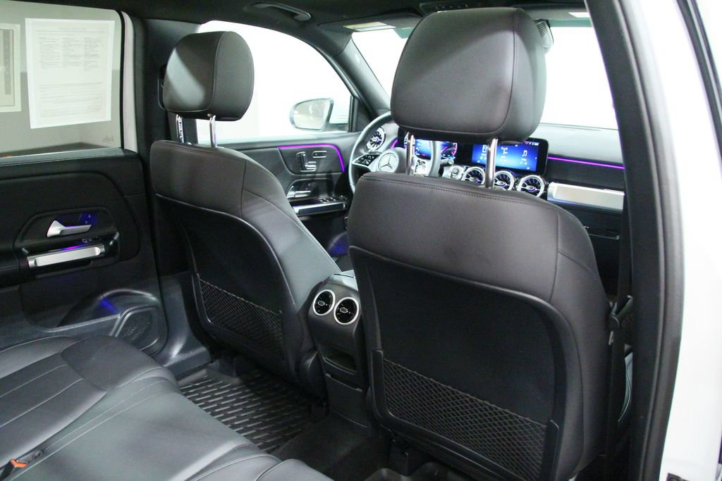 Used 2025 Mercedes-Benz GLB 250 4MATIC image 27