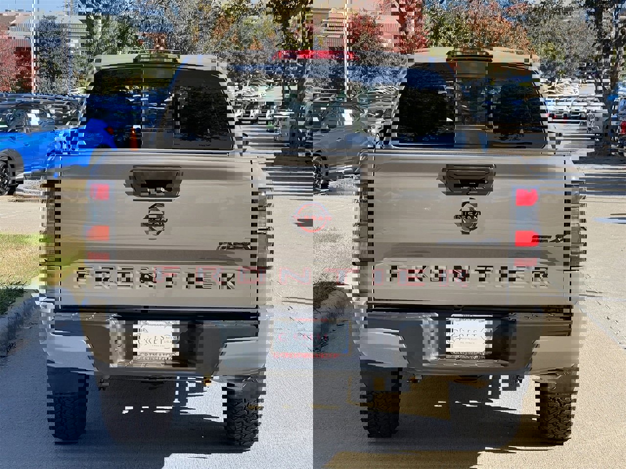 Certified 2024 Nissan Frontier PRO-4X w/ Off-Road Protection Package image 5