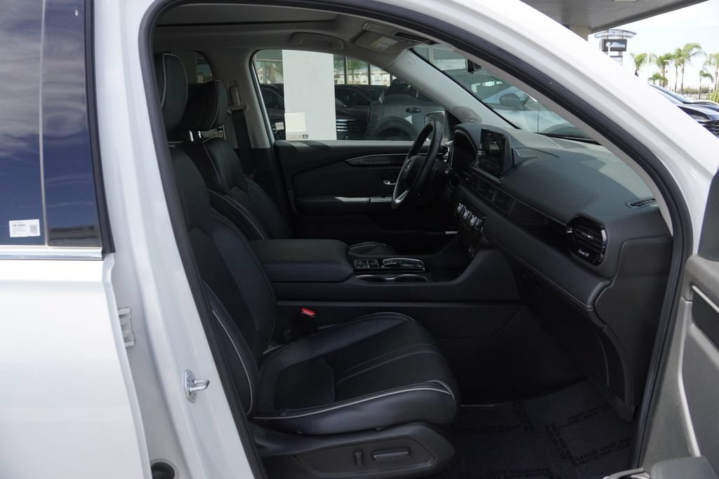 Used 2023 Honda Pilot Elite image 35