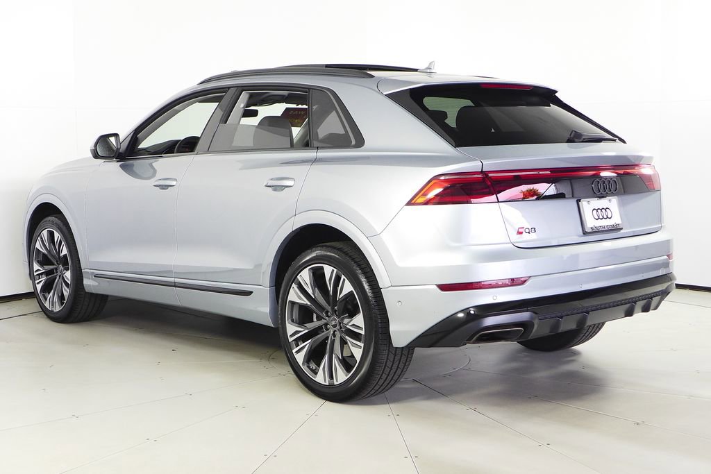 Used 2024 Audi Q8 Premium Plus w/ Premium Plus Package AWD/4WD image 9