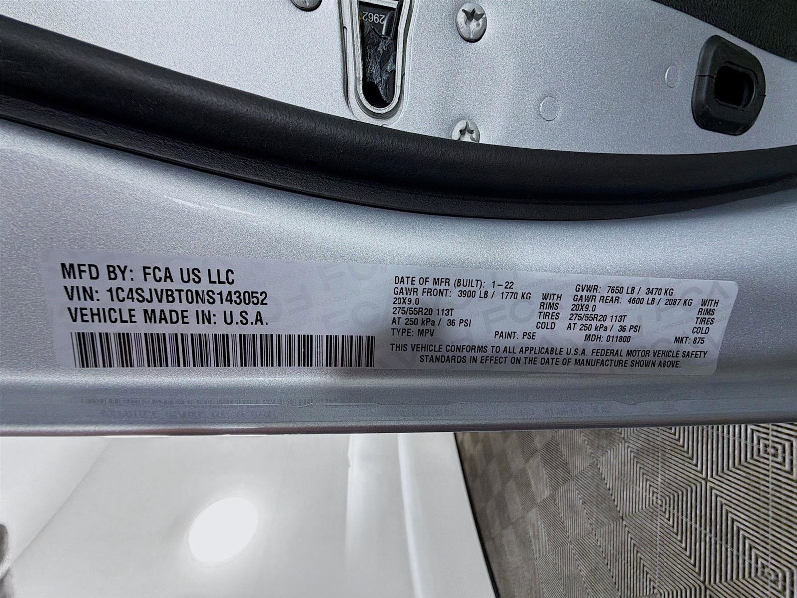 Used 2022 Jeep Wagoneer Series II w/ Rear Seat Video Group 1 image 35