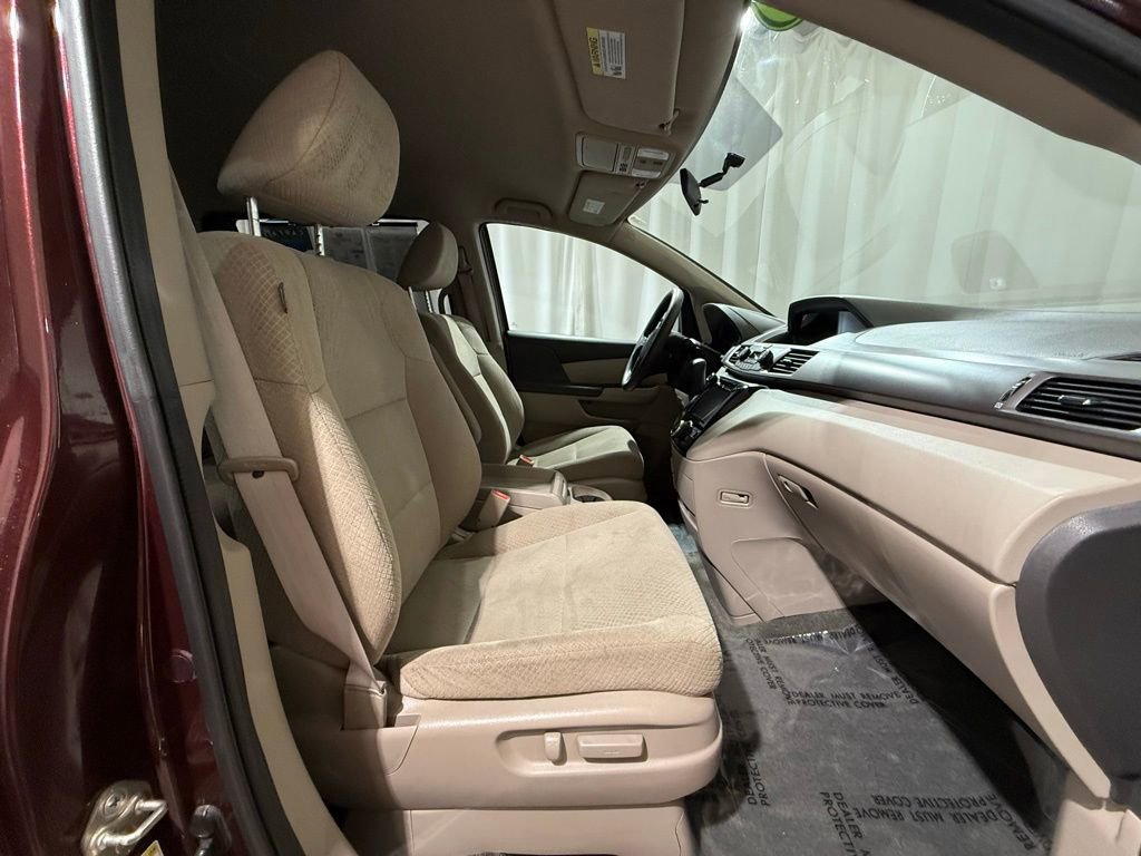 Used 2015 Honda Odyssey EX image 22