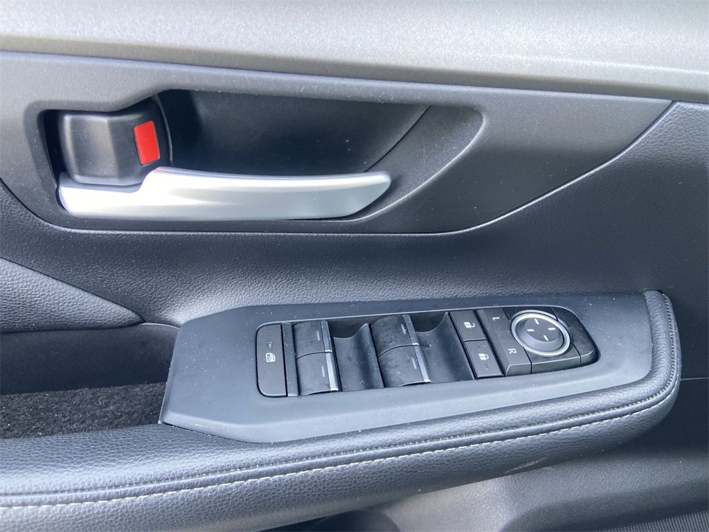 Used 2024 Toyota Grand Highlander XLE image 24