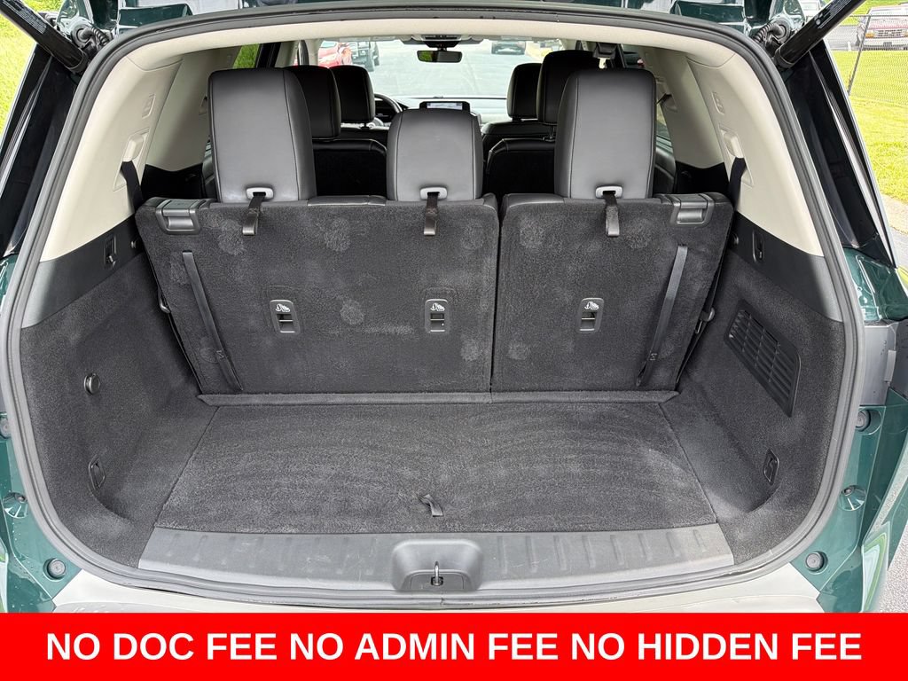 Used 2023 Nissan Pathfinder Platinum AWD/4WD image 25