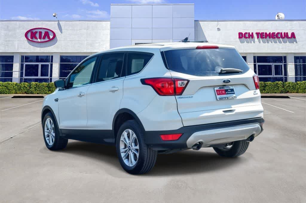 Used 2019 Ford Escape SE FWD image 6