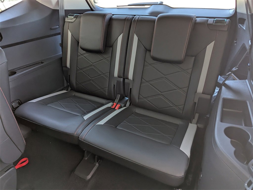 New 2026 Volkswagen Atlas Peak Edition image 32