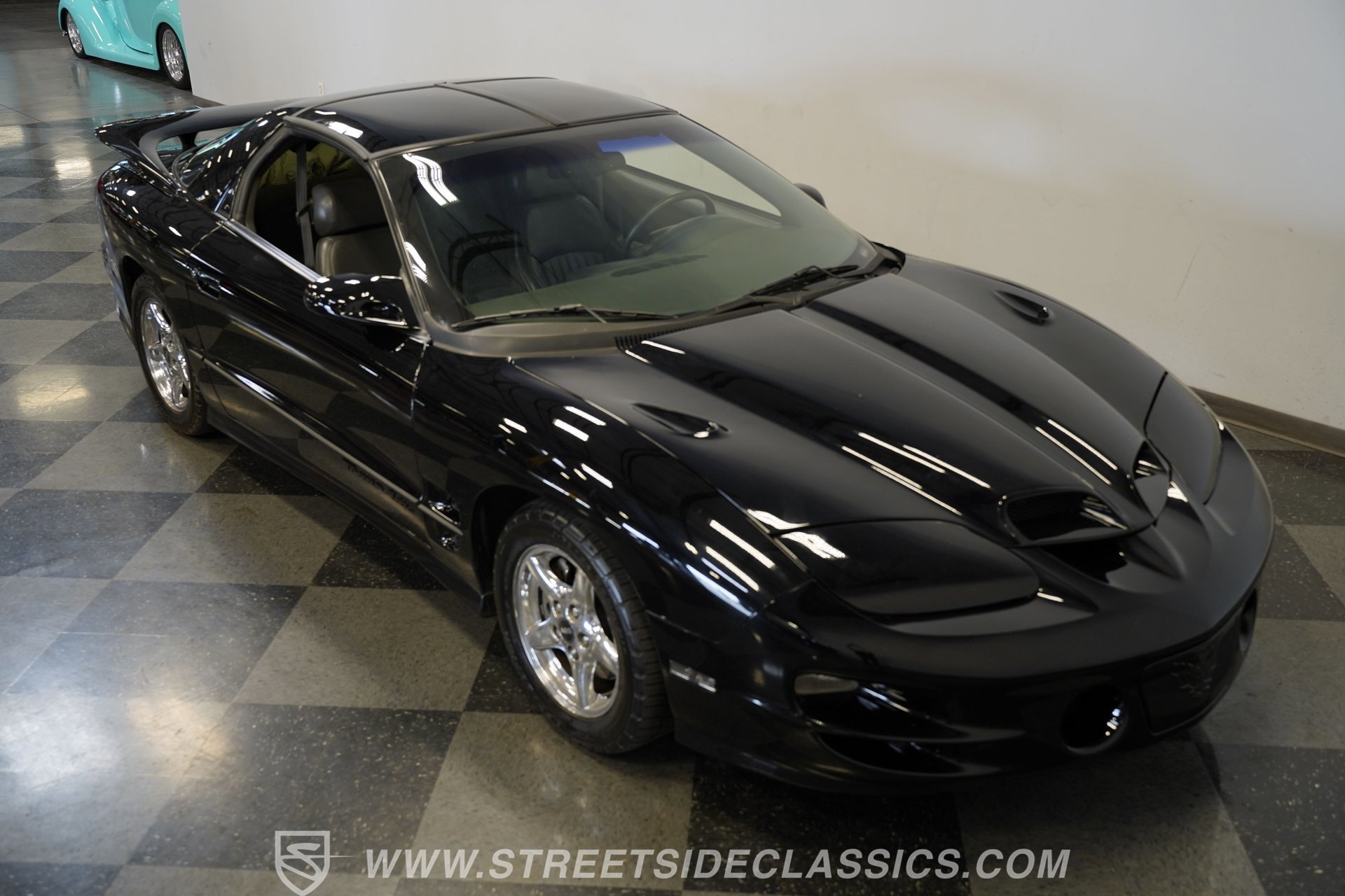 Used 1998 Pontiac Firebird Formula w/ Security Pkg RWD image 37