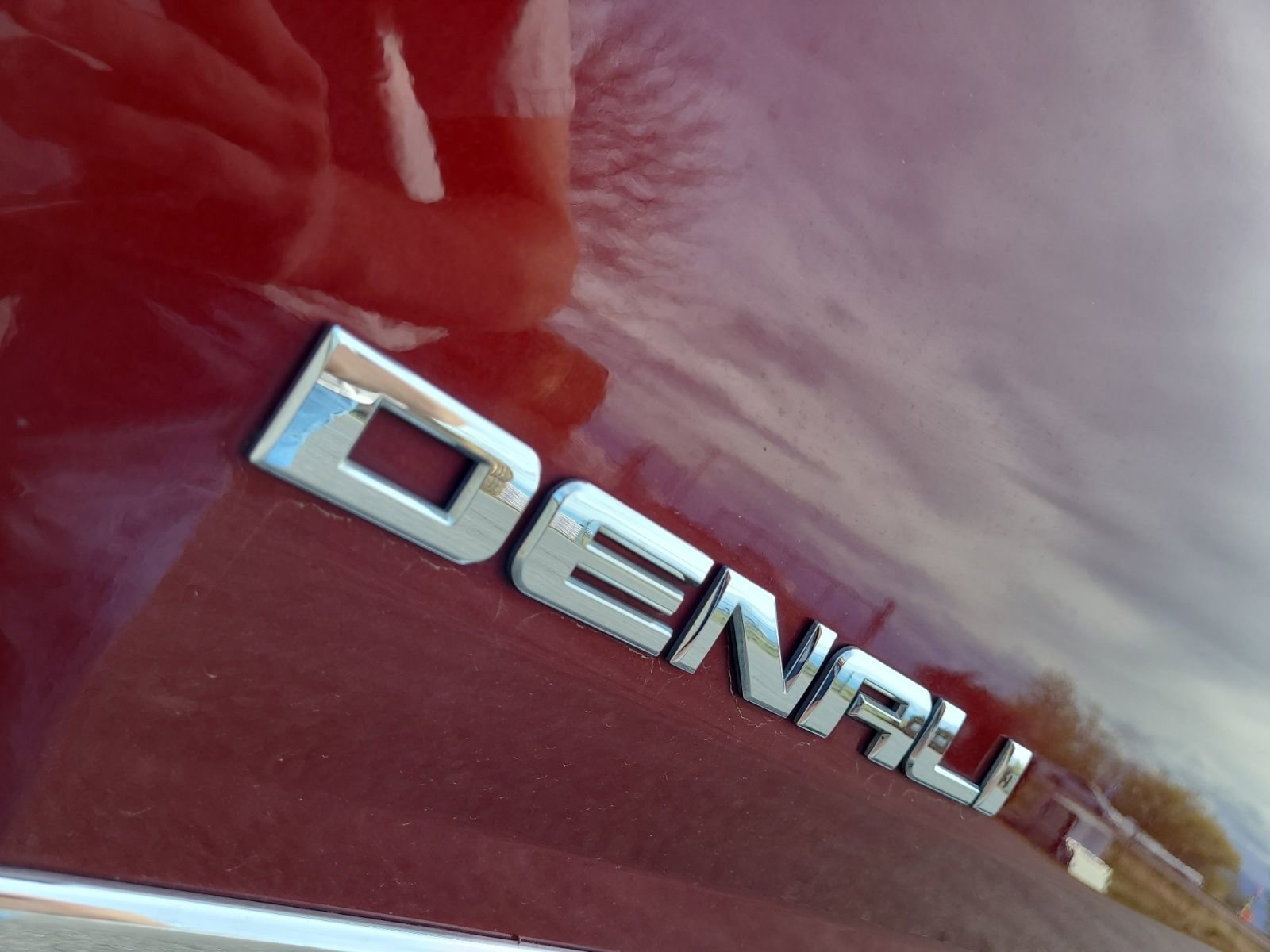 Used 2020 GMC Yukon Denali w/ Open Road Package AWD/4WD image 38