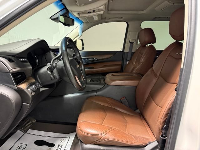 Used 2016 Cadillac Escalade Premium AWD/4WD image 15