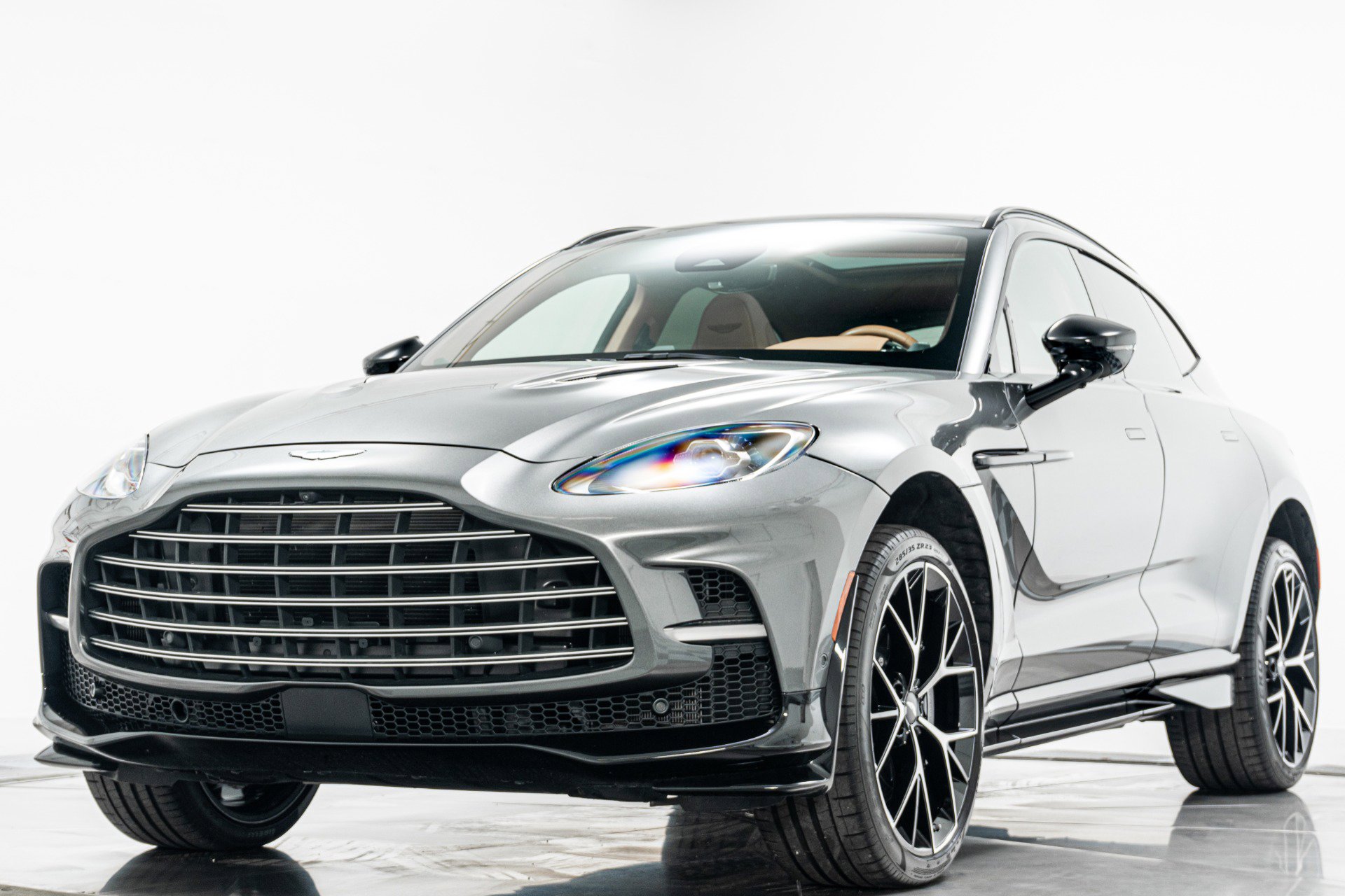 Used 2025 Aston Martin DBX 707 AWD/4WD image 5