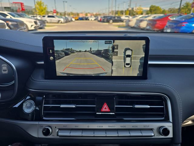 Used 2026 Genesis G70 2.5T Prestige image 17