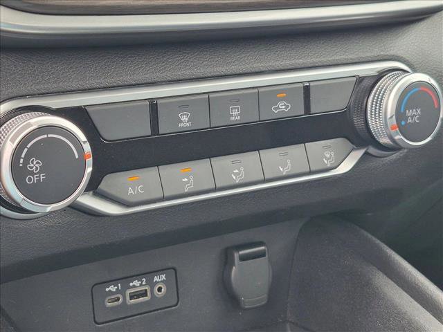 Used 2025 Nissan Altima 2.5 SV FWD image 16