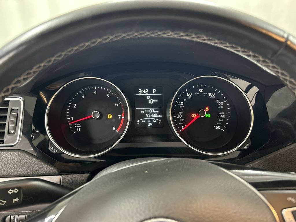 Used 2016 Volkswagen Jetta Sport FWD image 13