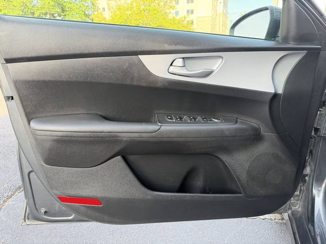 Used 2024 Kia Forte LXS FWD image 11