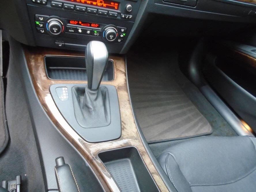 Used 2009 BMW 335i Sedan w/ Premium Pkg image 14