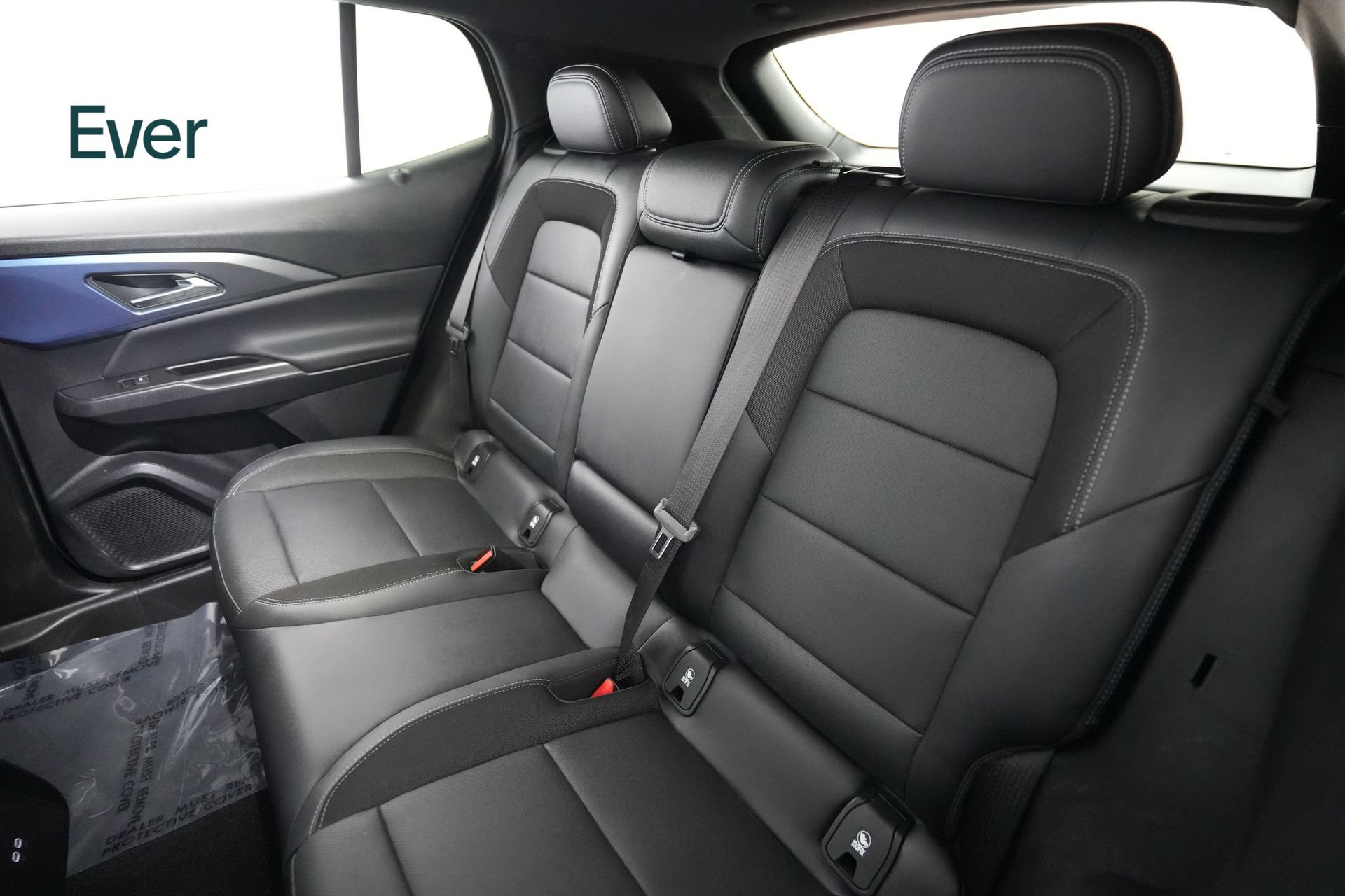 Used 2024 Chevrolet Equinox EV LT FWD image 24