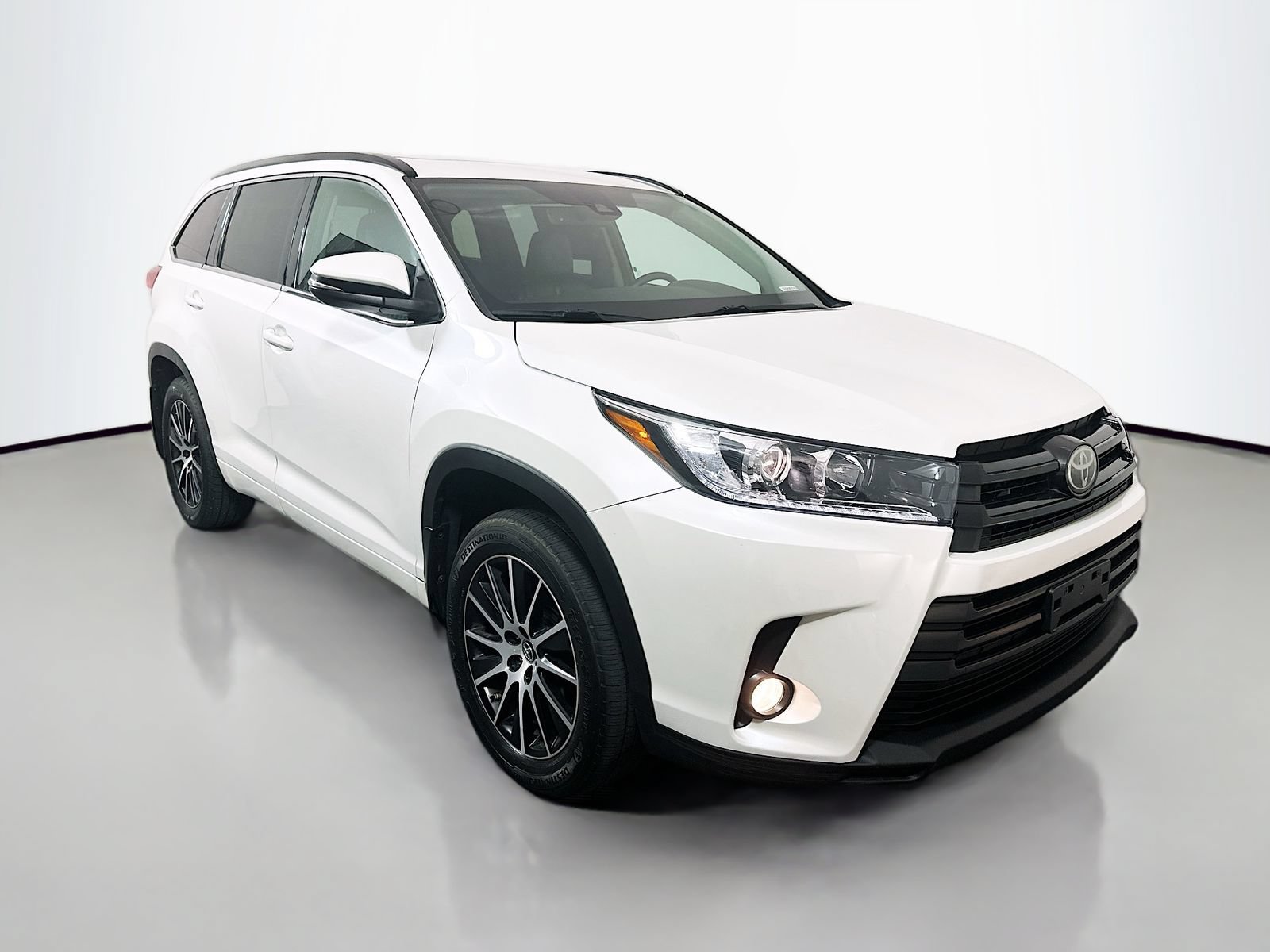 Used 2018 Toyota Highlander SE AWD/4WD video 1