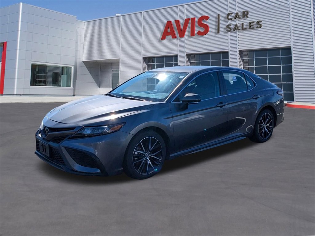 Used 2023 Toyota Camry SE