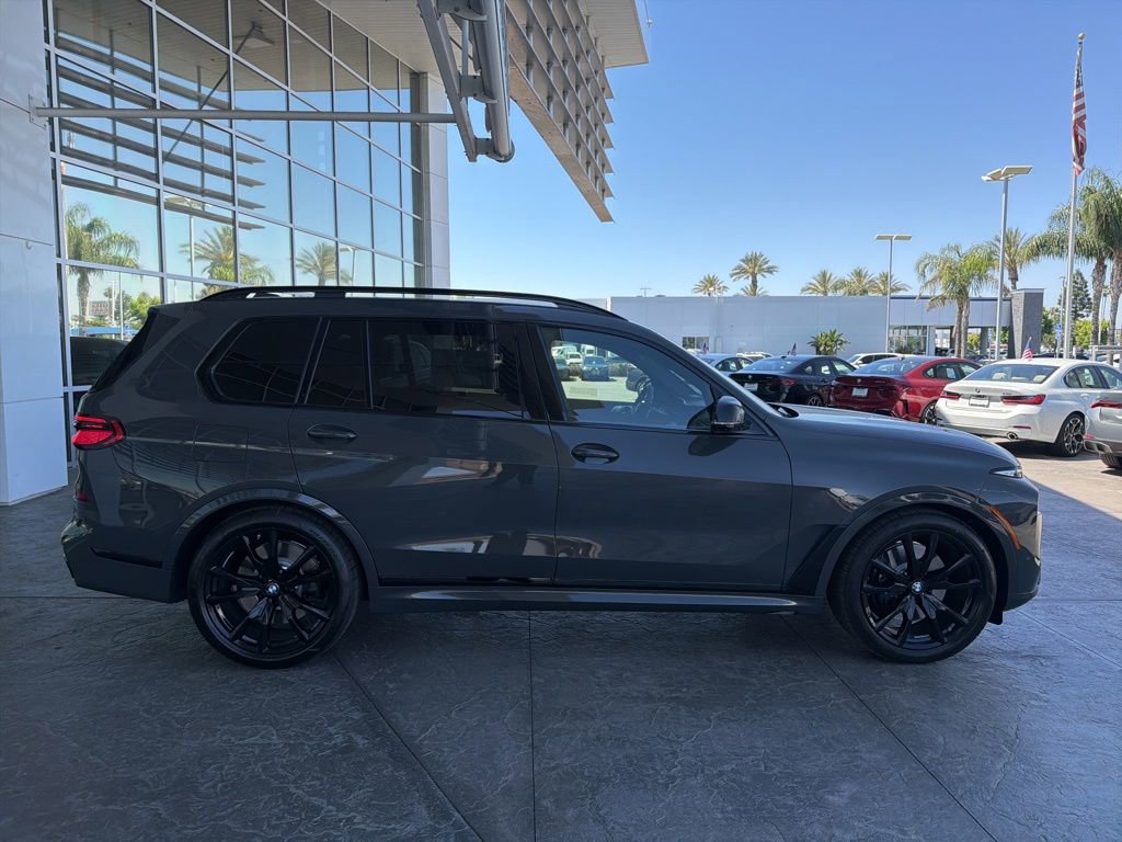 New 2027 BMW X7 M60i AWD/4WD image 3