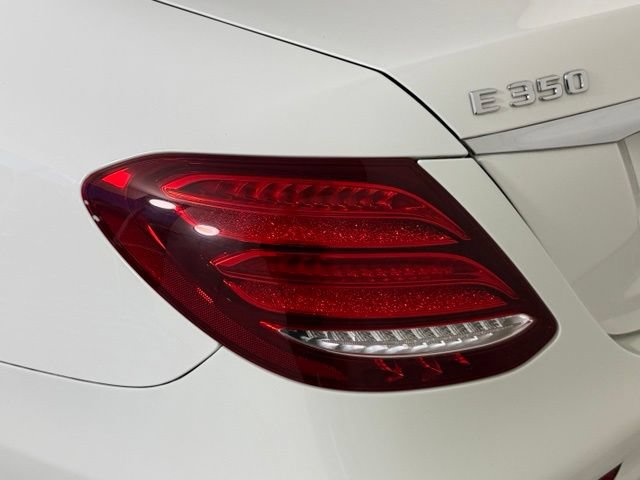 Used 2020 Mercedes-Benz E 350 Sedan image 18