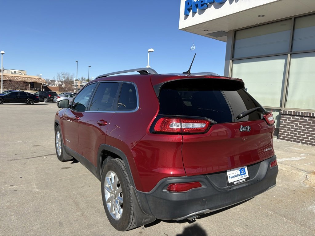 Used 2015 Jeep Cherokee Limited image 7